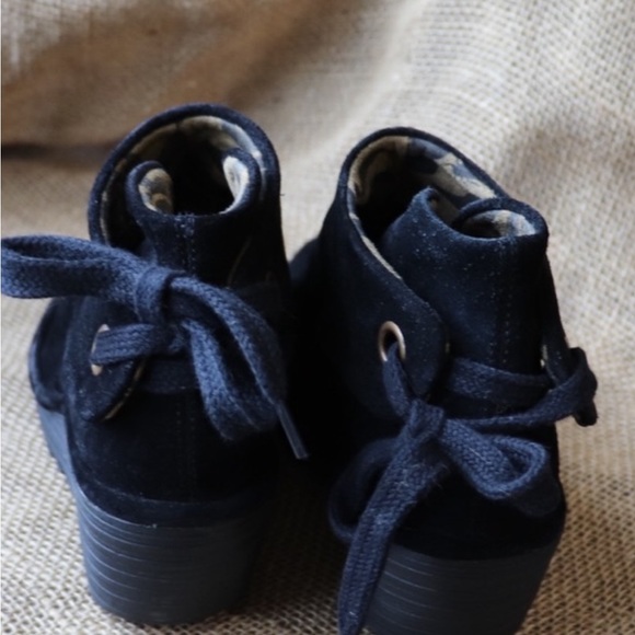 Fly London leather black Wedge - Picture 3 of 3